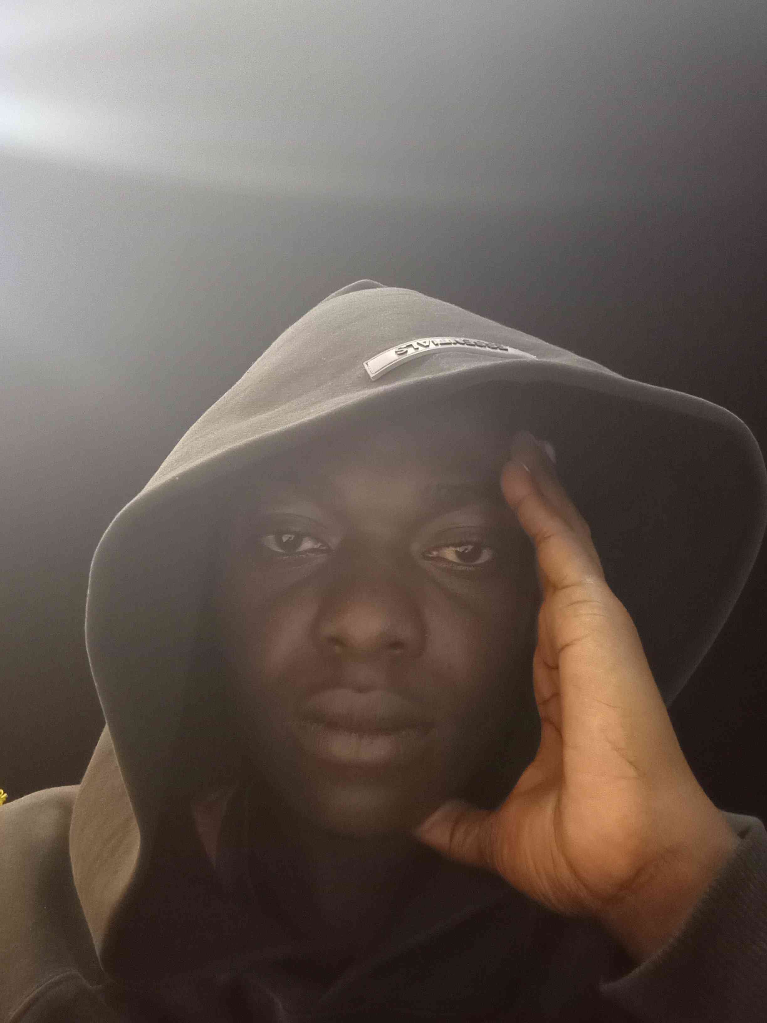 MAKUMBI FAIZAL